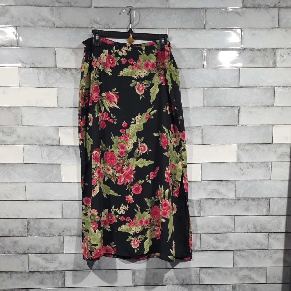 Emma James Black Maxi Skirt with Floral Design Size 14